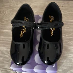 Dance class tap shoes